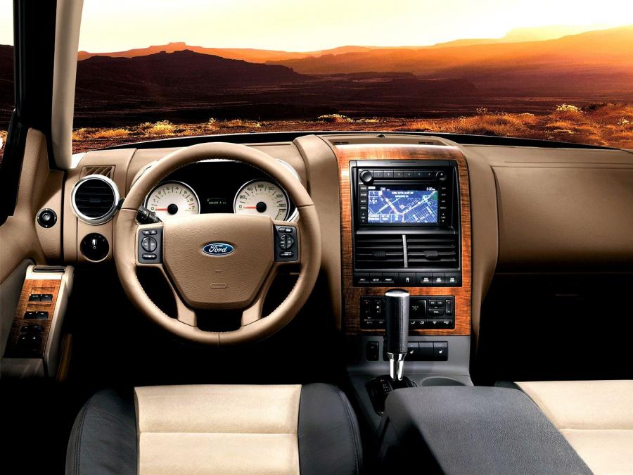  Ford Explorer 2006 года  (фото 19 из 25)
